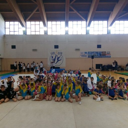 Ginnastica: La carica dei 250 alla 'soviale' Csain della Gym Aosta (FOTO GALLERIA)