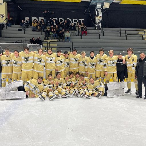 Squadra under 19 :da sinistra in alto: Carbone (infortunato, con le stampelle), Mazzocchi, Kantioler, Sukhytskyi, Crivellari, Movchan, Mazon Villanueva, De Santi, Capra, Torchio Nicolò, Terranova, Tacchella, Perino, Minniti (infortunato), Garau, Giovinazzo (coach). Da sinistra accucciati: Lamberti, Torchio Luca, Gesumaria, Fraschetta, Badoglio, Gianni, Montini