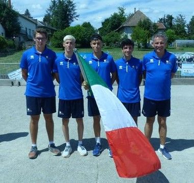 Nella foto gli azzurri dell'Under 18 con il citì Carlo Pastre