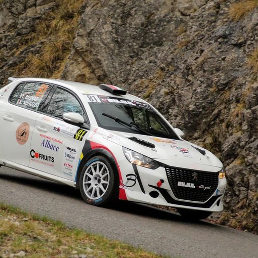 Rally: Un guasto meccanico compromette il Prealpi Orobiche per l'esordiente Konrad Minuzzo
