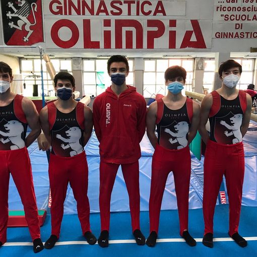 da sn Federico Marchesi, Didier Bétemps, Tommaso Morra Di Cella, Lorenzo Mattana e Diego Almerares