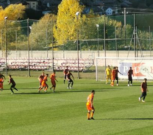 Calcio: PDHAE bloccato in casa dallo Stresa