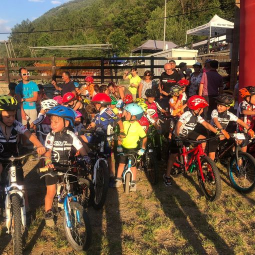 Ciclismo: Grande festa a Pontey per i ciclisti in erba