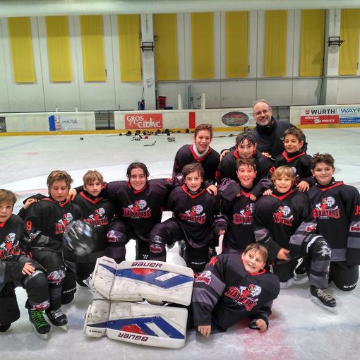 La suqadra Under 12 A con le nuove divise