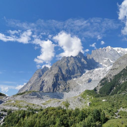 Viaggiare in bici: alla scoperta della Valle D’Aosta