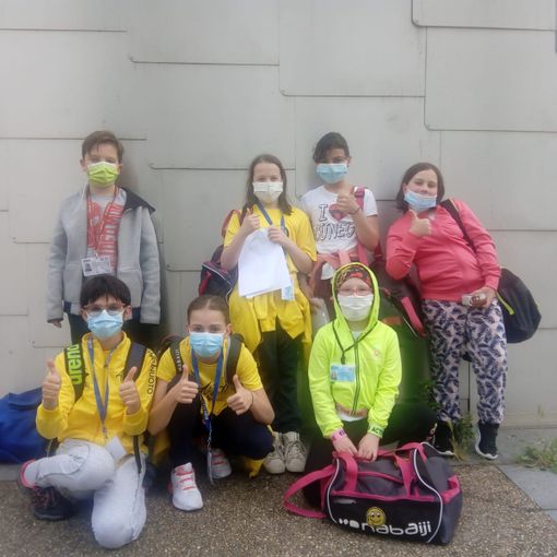 Da sn in alto Leonardo Agrimonti, Rebecca Crespi, Matilde Minniti, Rachele Colosimo, Giorgia Albace, Emma Morsetti e Matilde Camarda