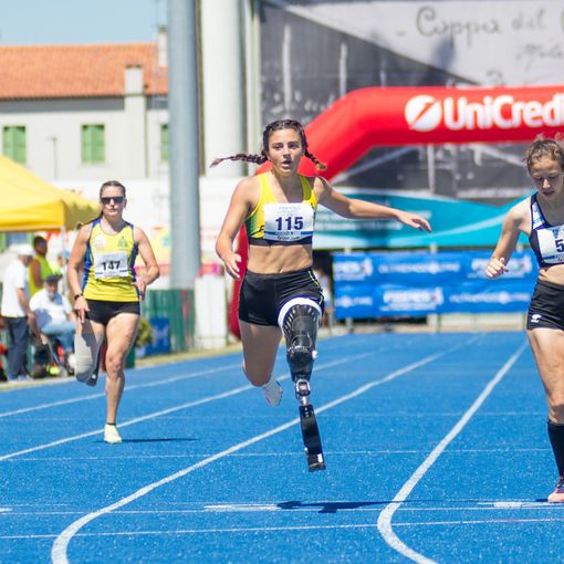 Atletica paralimpica, Assoluti Padova: Sabatini mondiale ventoso nei 200, Manu strabiliante 22.03. Legnante-super nel peso