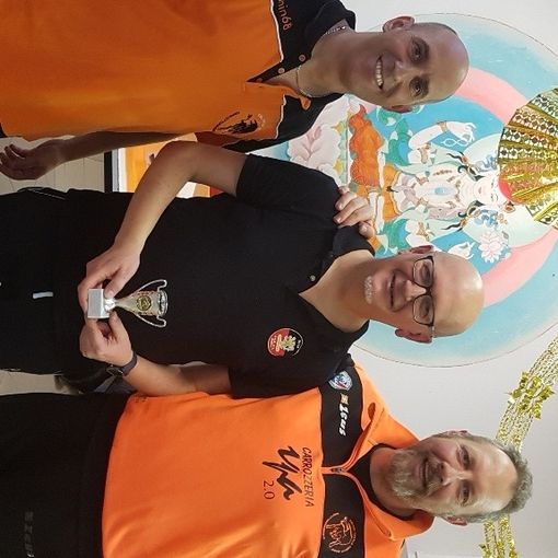 Arturo Azzaro in mezzo viene premiato per il 3° posto al Torneo Regionale “Dle Masche” di Grugliasco - Torino