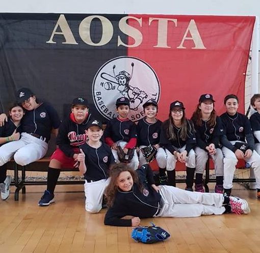 Sorridenti e soddifatti i piccoli dell'Aosta Bugs