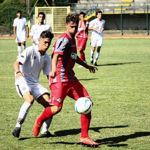 Leonardo Battilani (a sn) in azione