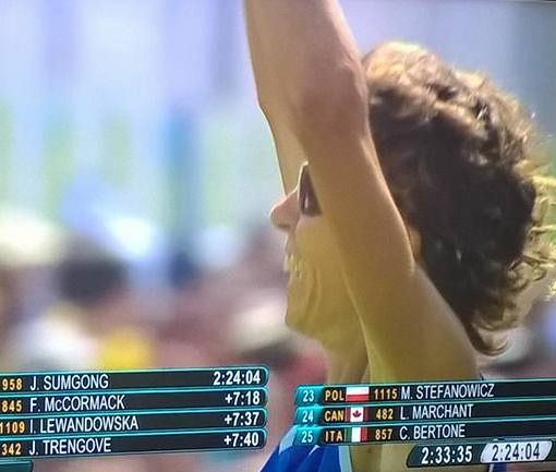 Catherine Bertone festeggia il risultato alle Olimpiadi (immagine tratta dal suo profilo fb)
