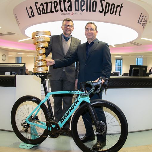 Paolo Bellino e Fabrizio Scalzotto hanno sancito a fine febbraio l'accordo, ufficializzato oggi, nella sede de La Gazzetta dello Sport (Foto Archivio RCS Sport) Paolo Bellino e Fabrizio Scalzotto hanno sancito a fine febbraio l'accordo, ufficializzato oggi, nella sede de La Gazzetta dello Sport (Foto Archivio RCS Sport)