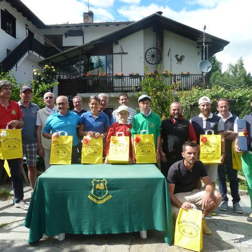 Da sinistra a destra: Giancarlo Grange, Michel Gal, Giuseppe Borbey, Paolo Caselli, Elisa Vitton Mea, Rolando Real, Lorenzo Bottoglia, Edy Incoletti, Xavier Avoyer, Marco Edifizi, Loris Farinet, Simone Meggiolaro, Bruno Nex e Diego Farinet