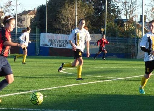 Calcio f: Tornano in campo le ragazze dell'Aosta 511