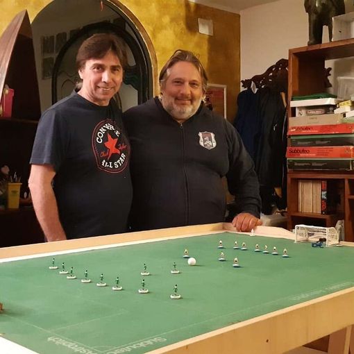 Francesco Giuseppe Ottone a ds prima di un incontro di Calcio Tavolo