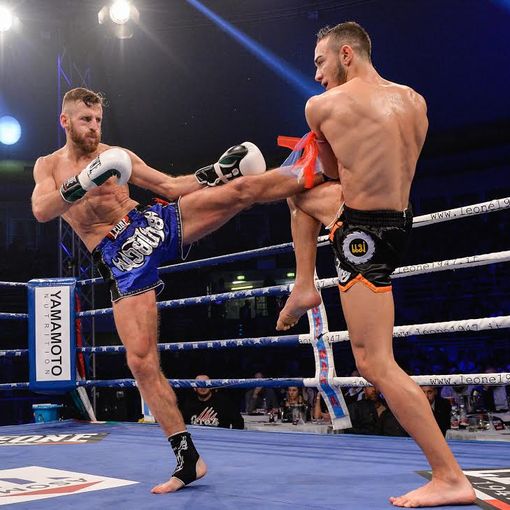 A sn il campione Cangelosi (foto di Tonello Abozzi) in occasione di Thai Boxe Mania 2017