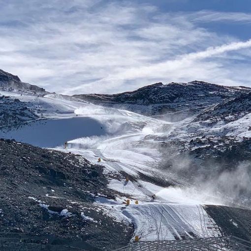 Si lavora a pieno ritmo in vista della prima Matterhorn-Cervino Speed Opening