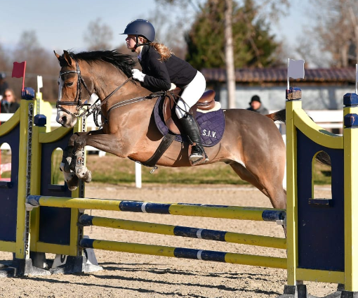 Demetra Caputo in sella a Victor