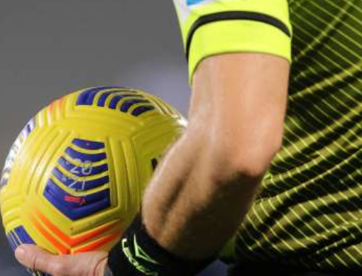 Calcio, Serie D. PDHAE-Chieri affidata a Matteo Santinelli di Bergamo