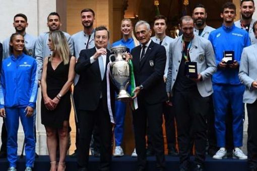 Un’intera nazione rinasce grazie al calcio!