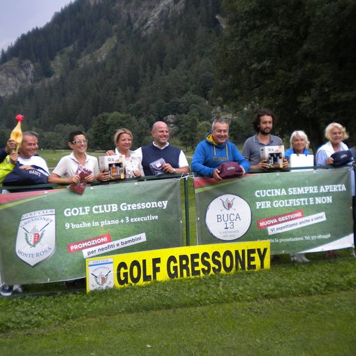 Da sn:  Bartaccioli Mario, (dietro) Pellicone Domenico, Ravani Sandra, Guglielmetti Marilena, Salogni Lucio, Franzini Andrea, Girivetto Federico, Loi Fausta, Rolando Sandra e Linty Monique (sponsor).