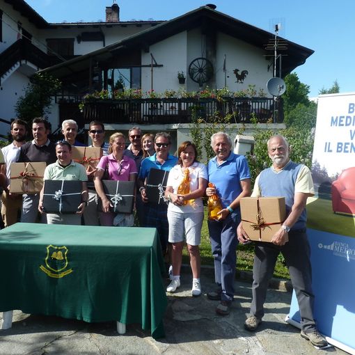 da sn: Giulio Scopacasa, Loris Farinet, Michel Gal, Roberto Marra, Massimo Maroegan (Mediolanum), Edy Incoletti, Francesca Marconi, Edi Avoyer (Presidente), Daniela Ferraris (Mediolanum), Roberto Fiabane, Susy Cuneaz, Dario Comé e Cesare Gerbelle