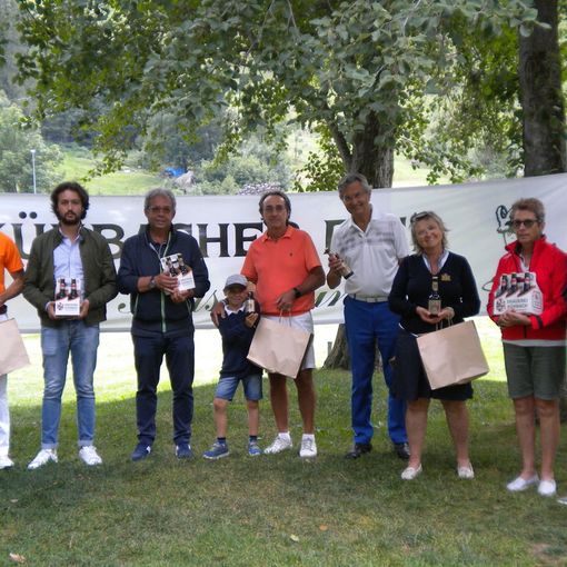 Da sn: Talamucci Tommaso, Girivetto Federico, Girivetto Danilo, Lorenzo Vecchio (bambino), Carlo Vecchio, Jon Gabriele, Martini Rosa, Putetto Danila e Pellegrino Marco.