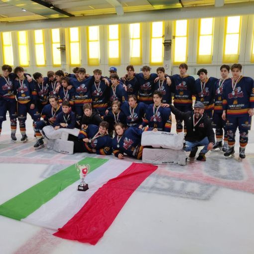 In piedi da sx: Negrello, Fraschetta, Muraro, Torchio, Dedja, Mazza, Badoglio, Gianni Minniti, Dal Grande,Madaschi, Garau, Bongini Matteo, Giacometto, Lenta, De Santi, Carbone, Mazzocchi Matteo. Accosciati da sx Andriolo, Bongini Marco, Agazzini, Mazzocchi Marta, Kantioler, Gesumaria. Sdraiati da sx: Lamberti e Montini.