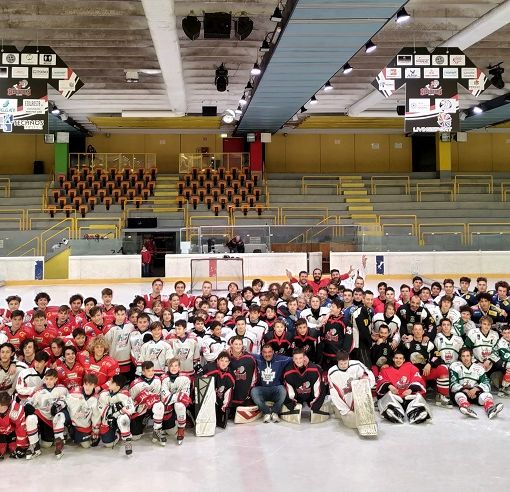 Hockey ghiaccio: Spettacolare torneo internazionale di fine stagione al palaghiaccio
