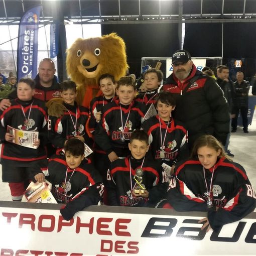 Hochey ghiaccio: I Gladiators u 11 argento nel Petits Champion