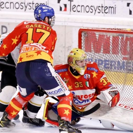 Un momento della Supercoppa 2020 con la vittoria dell'Asiago per 4:2 sul Merano (Foto Serena Fantini)