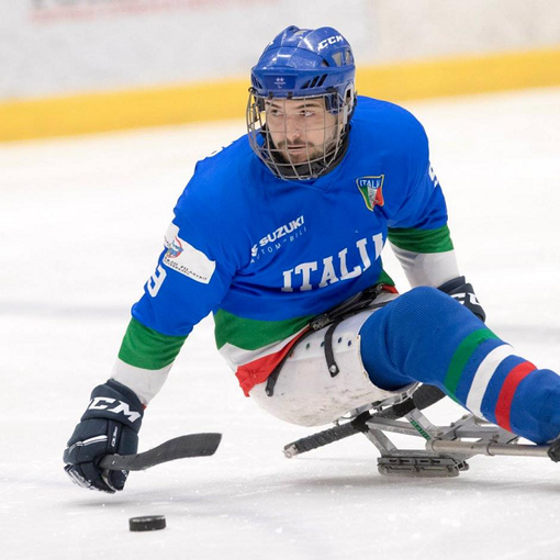 Para ice hockey. Sandro Kalegaris, il bomber azzurro che gioca duro e pesca tonni da record in mare aperto