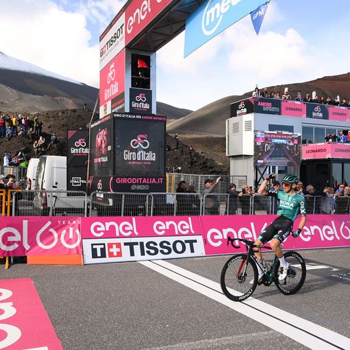 GIRO ITALIA: Prima tappa italiana a Kämna e maglia a Lopez