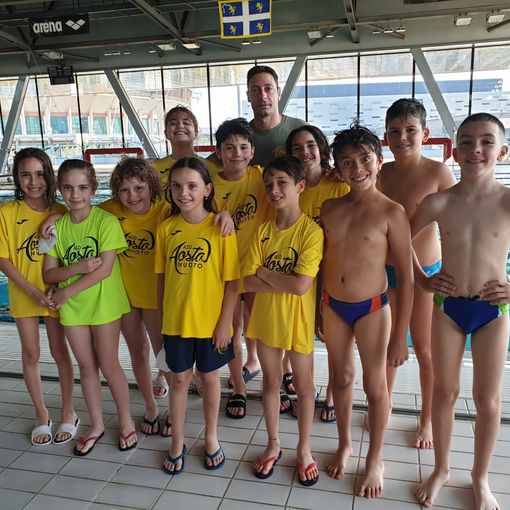 da sx: Arianna Musso, Clio Di Donato, Giorgia Albace, Annamaria Fazari, Greta Vicentini, Davide Carere, Coach Mattia Castiglioni, Diego Girasole, David Tomas, Yari Nazario Rossan, Andrea Merighi e Thomas Arghittu