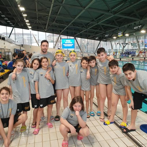 Gli Esordienti B al Palazzo del nuoto di Torino con coach Mattia Castiglioni
