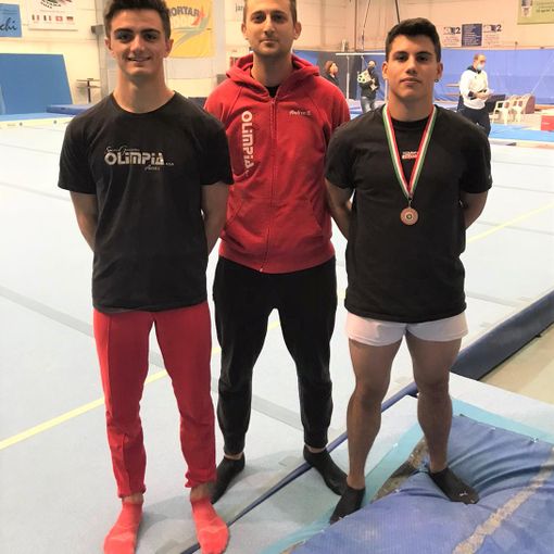 Tommaso Morra di Cella, il tecnico Andrea Dondeynaz e Didier Bétemps