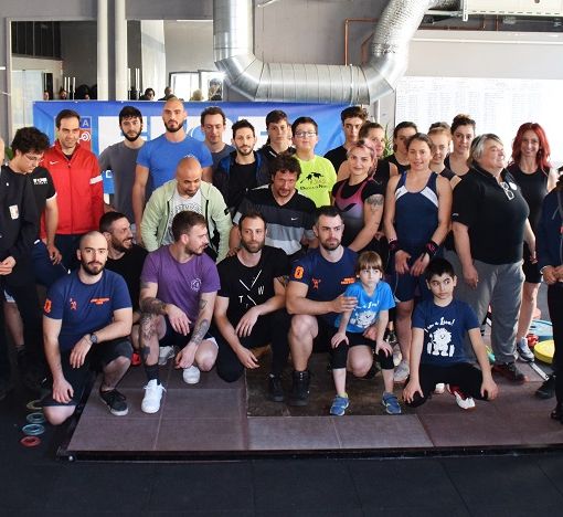 Gruppo atleti e dirigenti