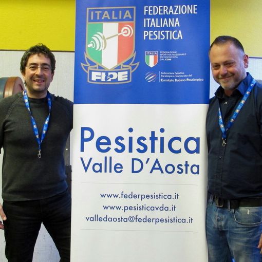 Passaggio di testimone tra Flavio Serra (a sn) e Nicola Paludi