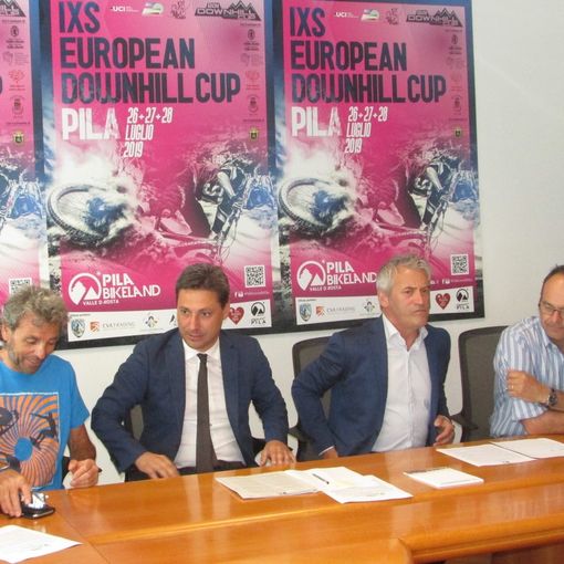 Da sn Paolo Pes, Laurent Vierin, Davide Vuillermoz e Michel Martinet
