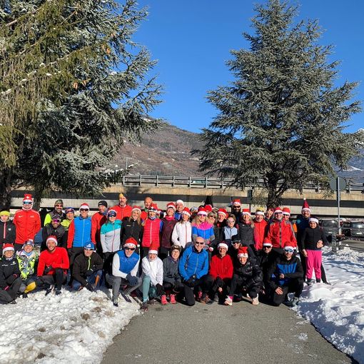 Auguri in corsa per i podisti dell'Atletica Valdostana