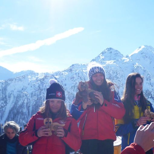 Il podio femminile a Crevacol. Nell'articolo il podio maschile (foto Stefano M)