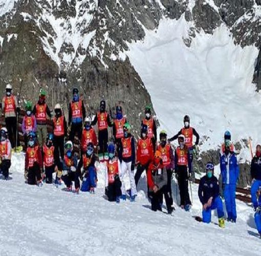 I Maestri di sci della Valle d'Aosta protagonisti in occasione del Giro d'Italia
