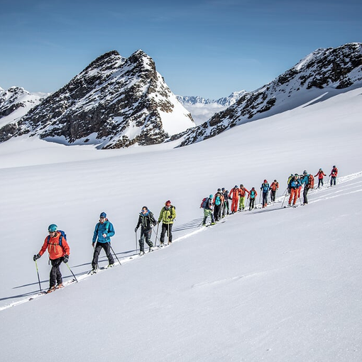 Scialpinismo: Camandona presenta i corsi di avvicinamento e avanzato