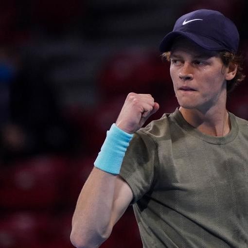 Jannik Sinner esulta (foto Getty Images)