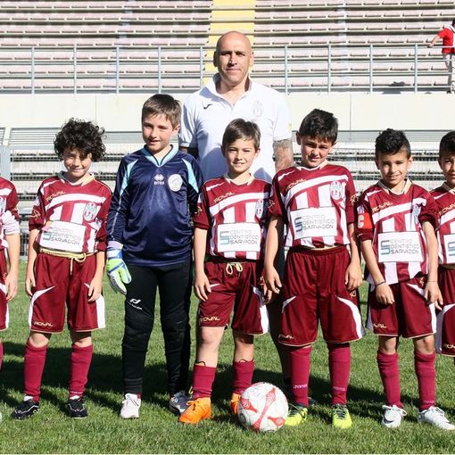 Calcio: La Strambinese vince la Monte Cervino Cup Primi calci ma a trionfare è l’amicizia