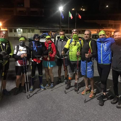 Bruno Brunod con gli atleti del Tor in Gamba