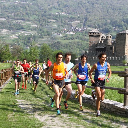 Trail: Un Primo maggio da tutto esaurito a Fénis Ultimi posti disponibili per il MiniTrail non competitivo