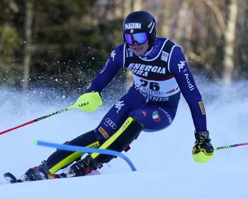 Sci: Gli slalomisti preparano a Champorcher la gara di Wengen, Folgaria ospita i gigantisti