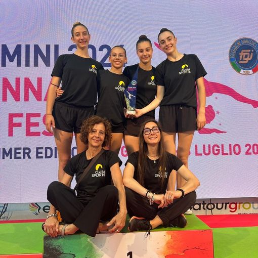Avallone Emilie, Bo Aimee,Cairo Anna, Cuaz Cecilia. Sotto le istruttrici  Monica Mondino  e Carlotta Pellissier