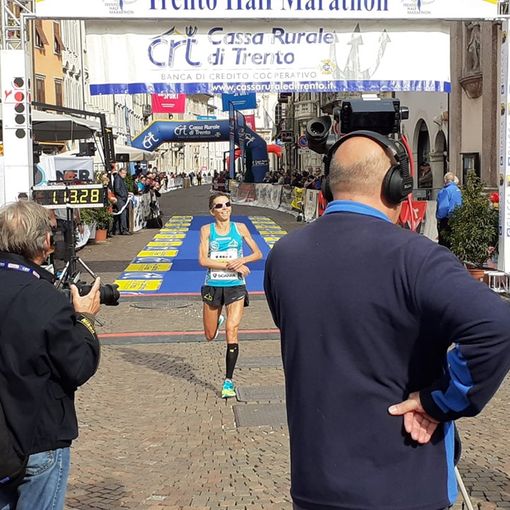 Catherine Bertone al traguardo di Trento